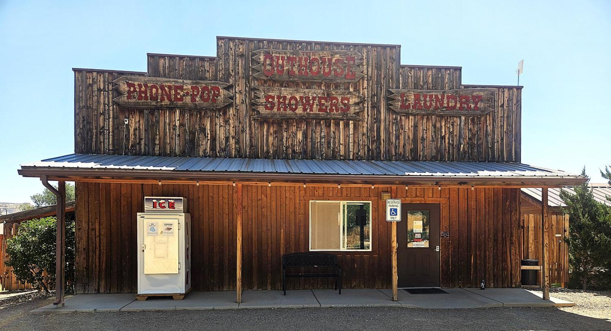 Canyons Of Escalante Rv Park Exterior foto