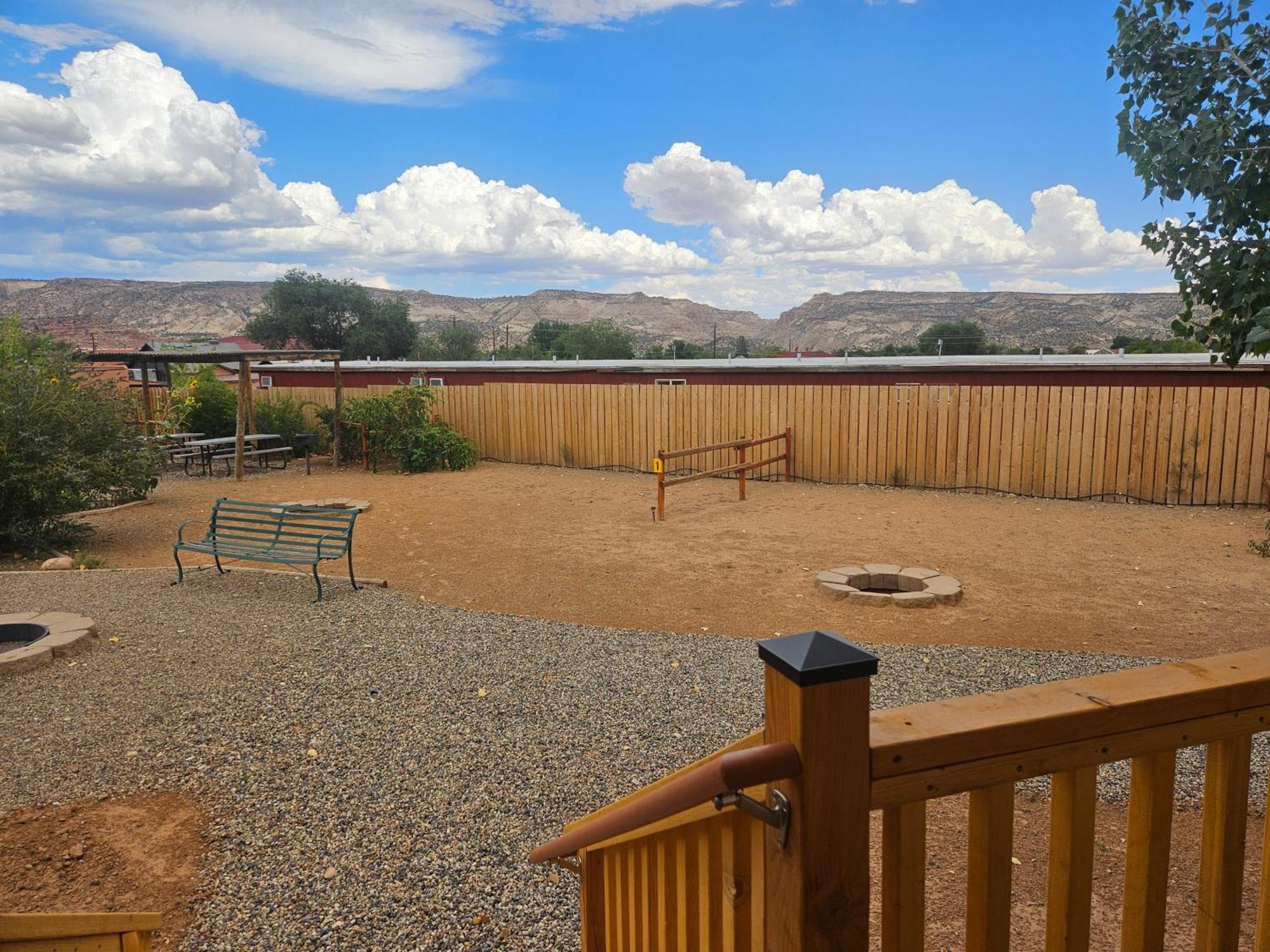 Canyons Of Escalante Rv Park Exterior foto